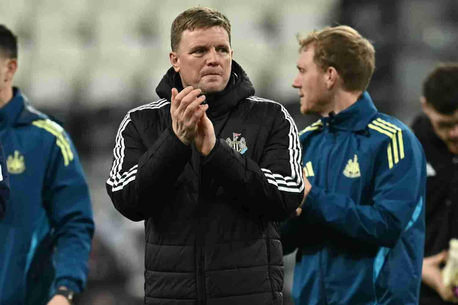 إيدي هاو: نيوكاسل حقق هدفه في دوري الأبطال ومستعد لملاقاة برشلونة أو تشيلسي