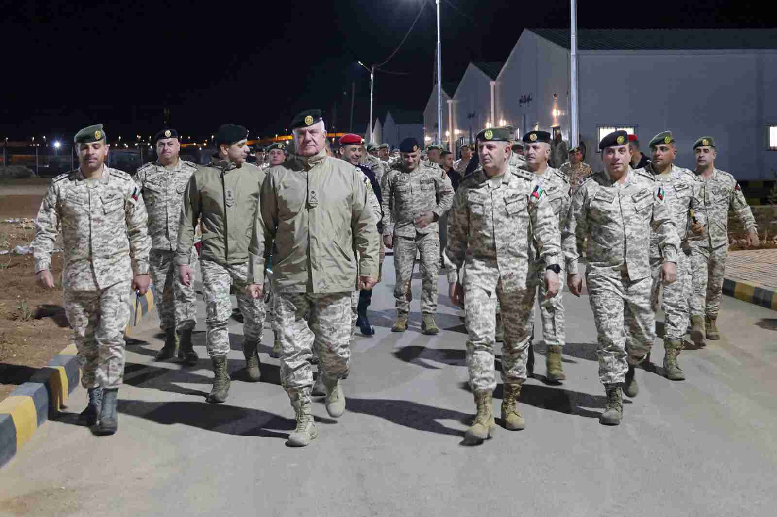 الحنيطي: تطوير القدرات الفنية والعملياتية أولوية استراتيجية للقوات المسلحة