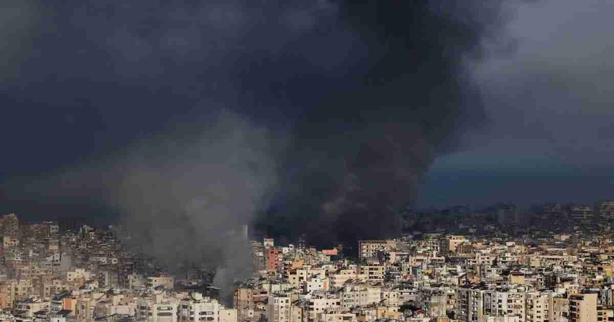 عُمان تعلن إسقاط مسيّرتين وسقوط ثالثة قرب ميناء صلالة