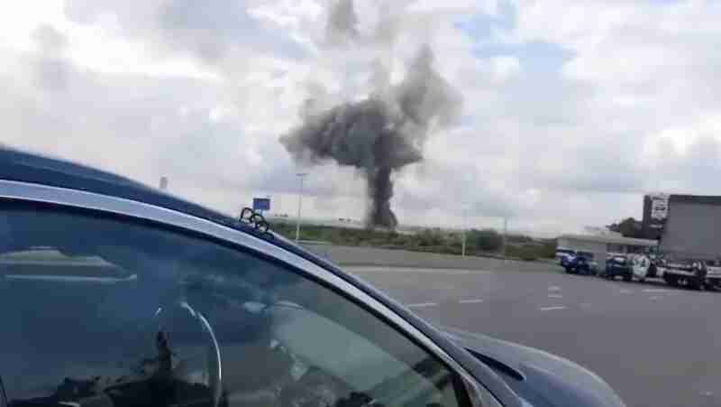 إيران تعلن استهداف مطار بن غوريون بالصواريخ