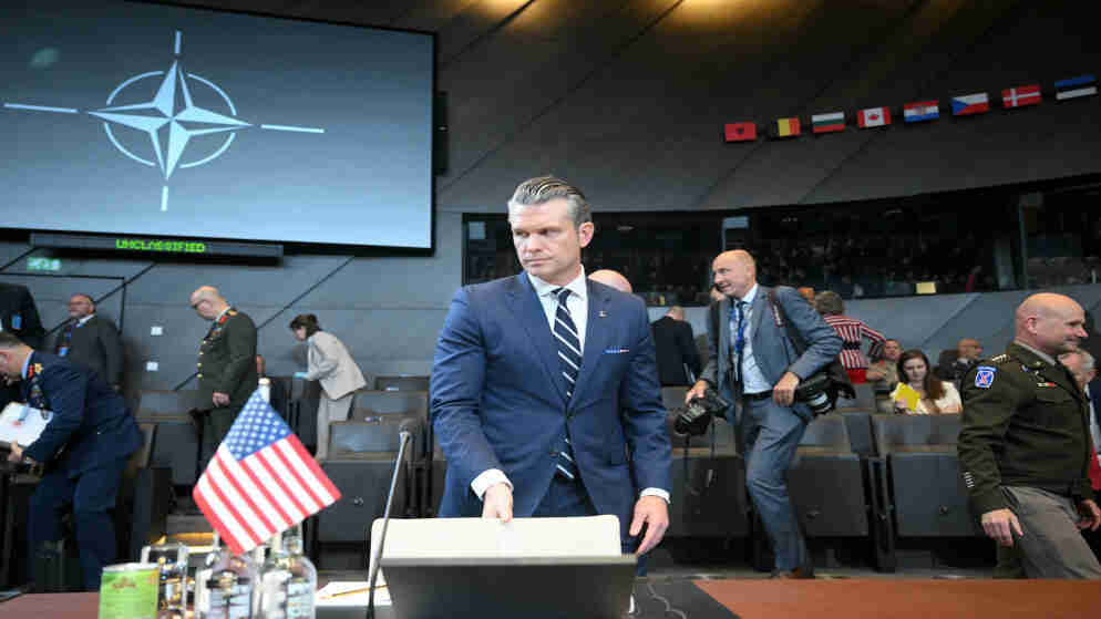 وزير الحرب الأميركي: الحرب في إيران ما تزال في بدايتها ومخازن الذخائر ممتلئة