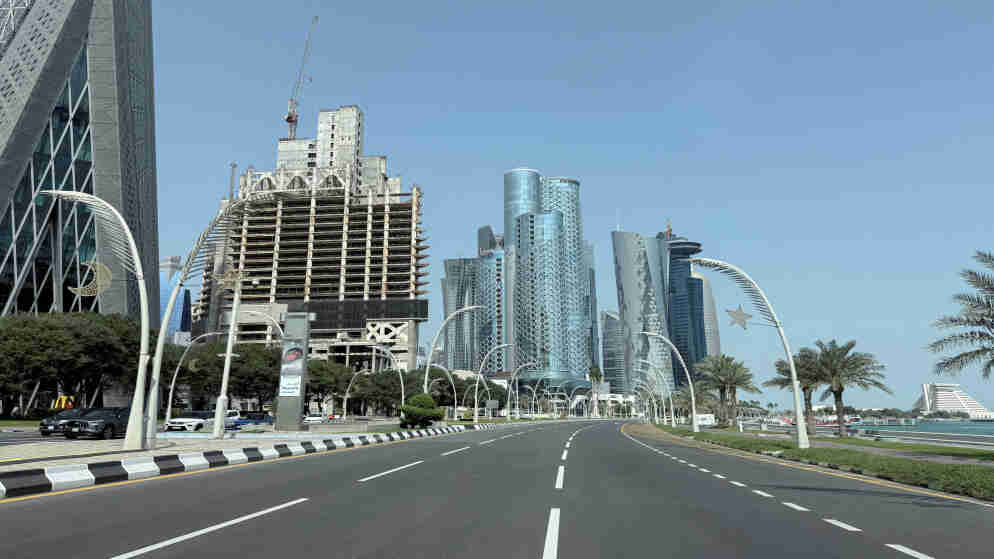 الطيران المدني القطري يعلن استئنافا جزئيا لحركة الملاحة الجوية