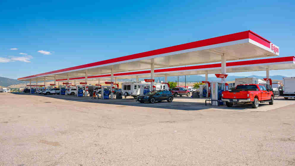 البيت الأبيض يسعى لاتخاذ إجراءات أكثر جرأة بشأن أسعار الطاقة جراء الحرب