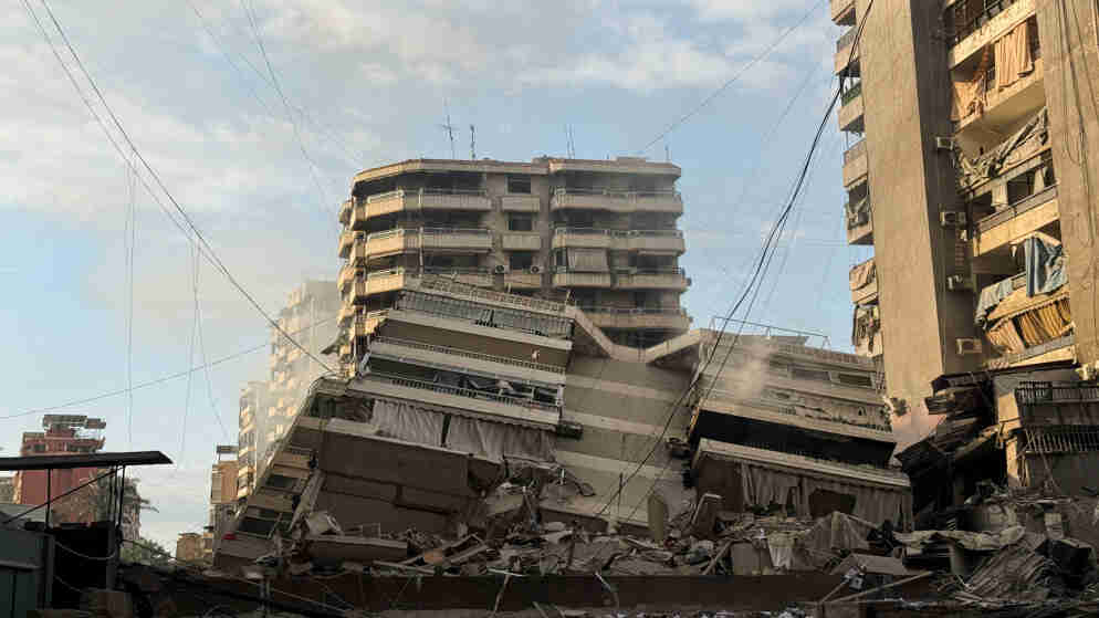 نحو 150 إيرانيا بينهم دبلوماسيون غادروا لبنان السبت