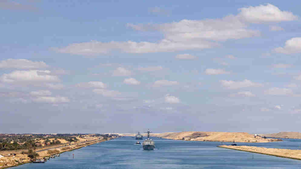 فقدان 3 بحارة إندونيسيين بغرق سفينة قاطرة إماراتية في مضيق هرمز