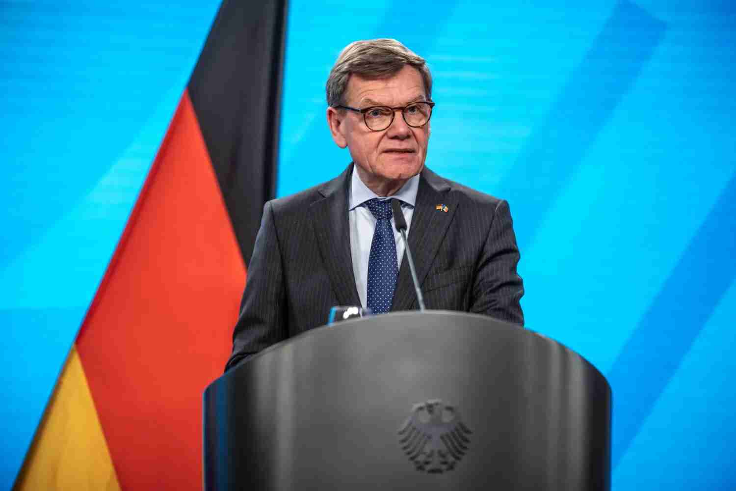 ألمانيا تسحب طاقم سفارتها في بغداد بمساعدة أميركية