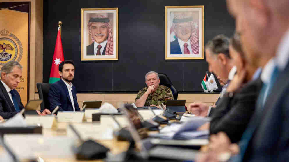 الملك يترأس اجتماعا في المركز الوطني للأمن وإدارة الأزمات