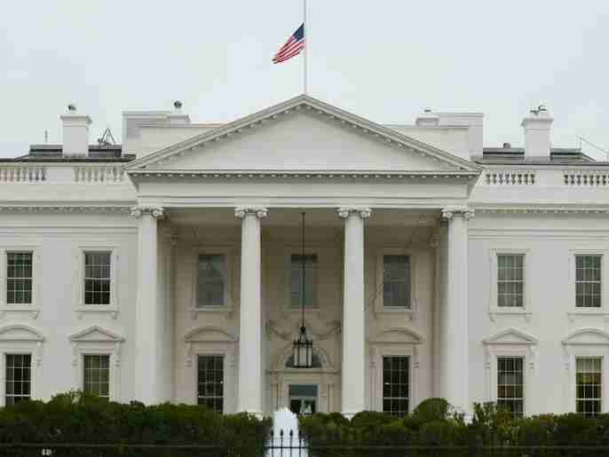 البيت الأبيض: ترامب لن يكون سعيدا إذا تبين أن روسيا تمد إيران بمعلومات استخباراتية