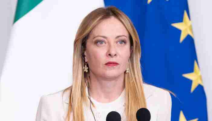 رئيسة وزراء إيطاليا: لا يمكن السماح لإيران بامتلاك أسلحة نووية إلى جانب قدرات صاروخية