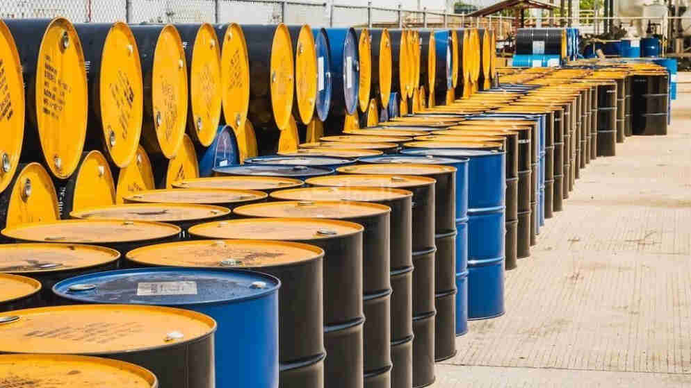 أسواق النفط تواجه أكبر أزمة تاريخية بعد إغلاق هرمز