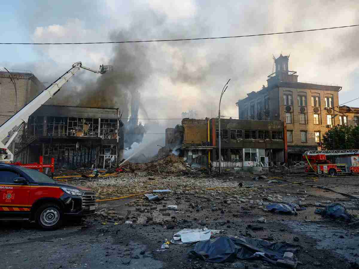 أربعة قتلى على الأقل في هجوم روسي على منطقة كييف