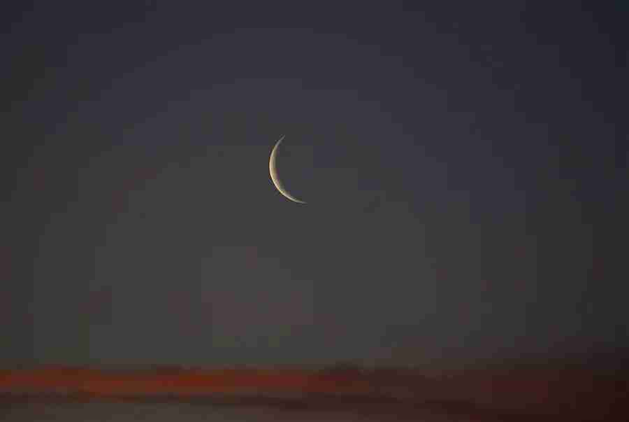 السعودية تتحرى هلال شوال الأربعاء لتحديد موعد عيد الفطر