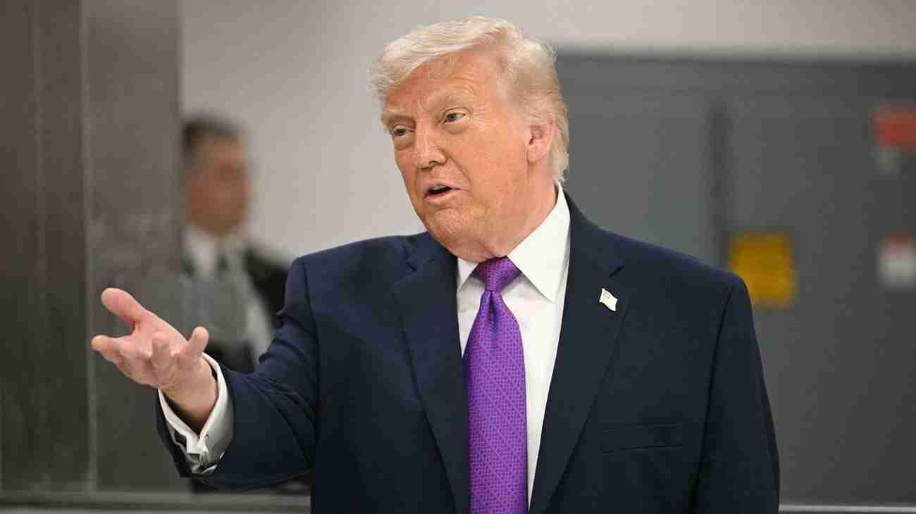 وول ستريت جورنال: ترامب يعارض شن مزيد من الضربات لمواقع الطاقة الإيرانية