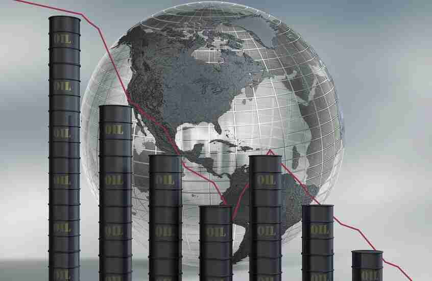 الطاقة الدولية تقترح العمل من المنزل وتجنب السفر الجوي لتخفيف أسعار النفط