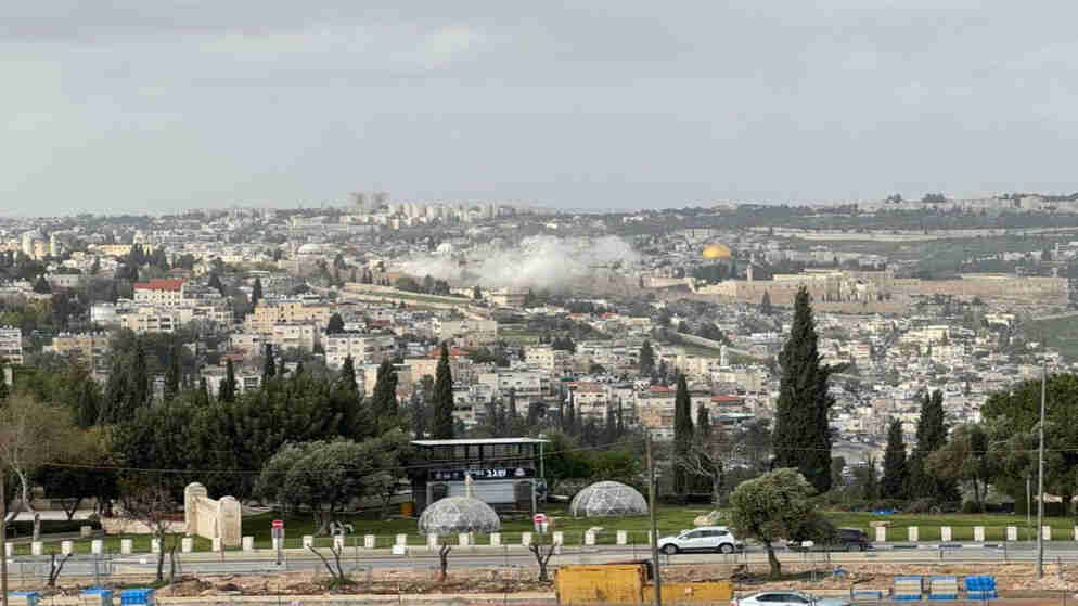 سقوط شظايا صاروخ قرب سور البلدة القديمة في القدس