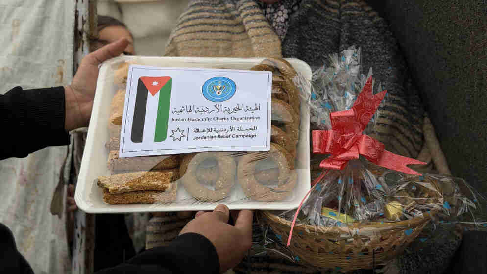 الحملة الأردنية والخيرية الهاشمية تنفذان فعالية تجمع بين عيد الفطر ويوم الأم في غزة