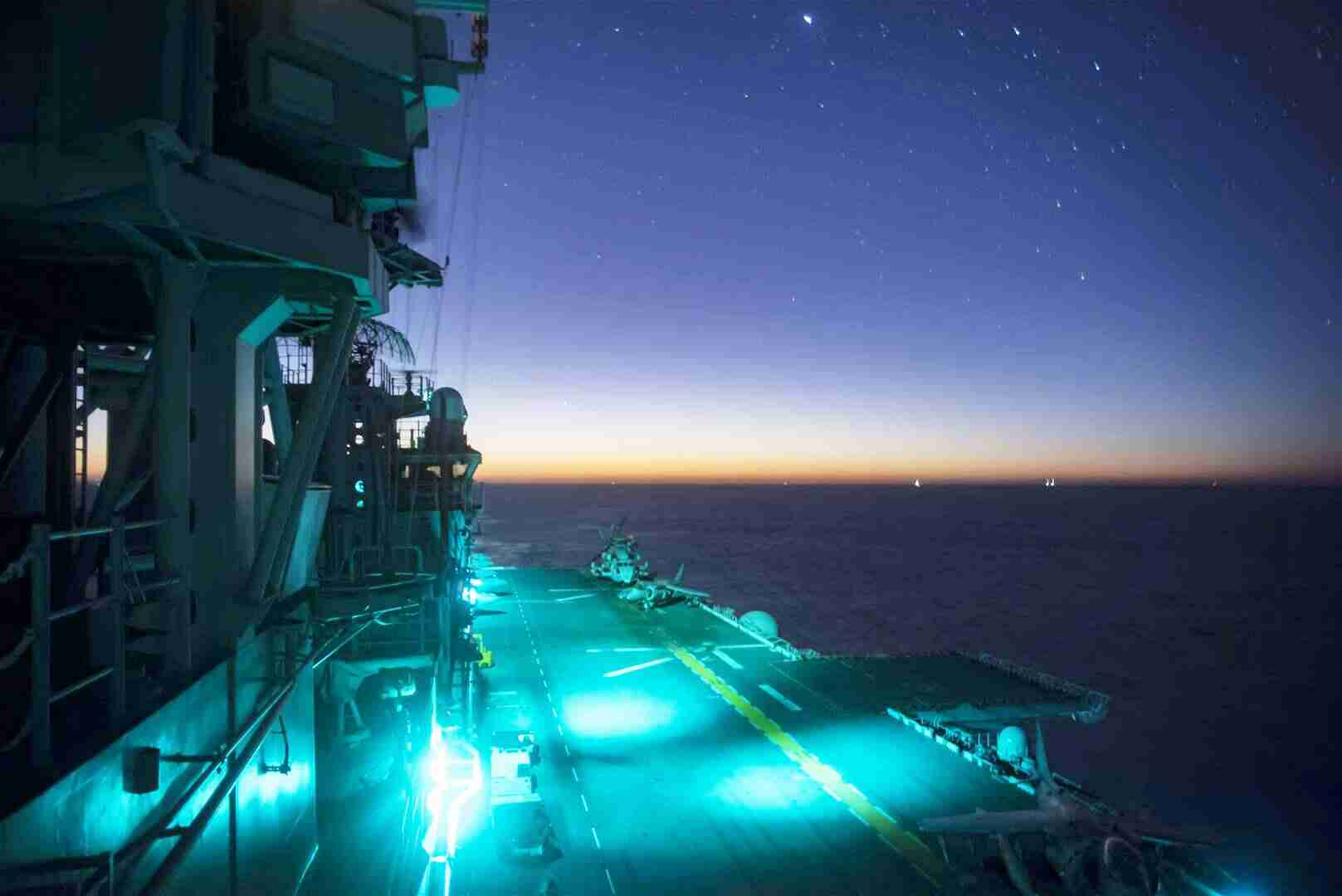 الجيش الأميركي يعلن وصول سفينة هجومية برمائية إلى الشرق الأوسط