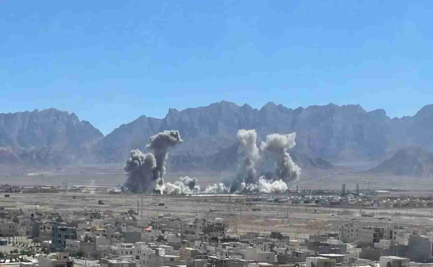 إيران تحذر من الهجوم البري والبنتاغون يستعد لعمليات تمتد لأسابيع