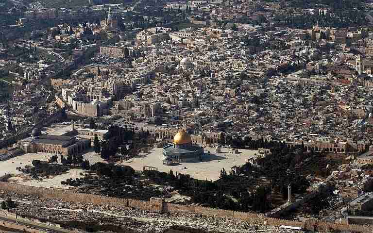 رفض عربي إسلامي لقيود إسرائيل على حرية العبادة في القدس