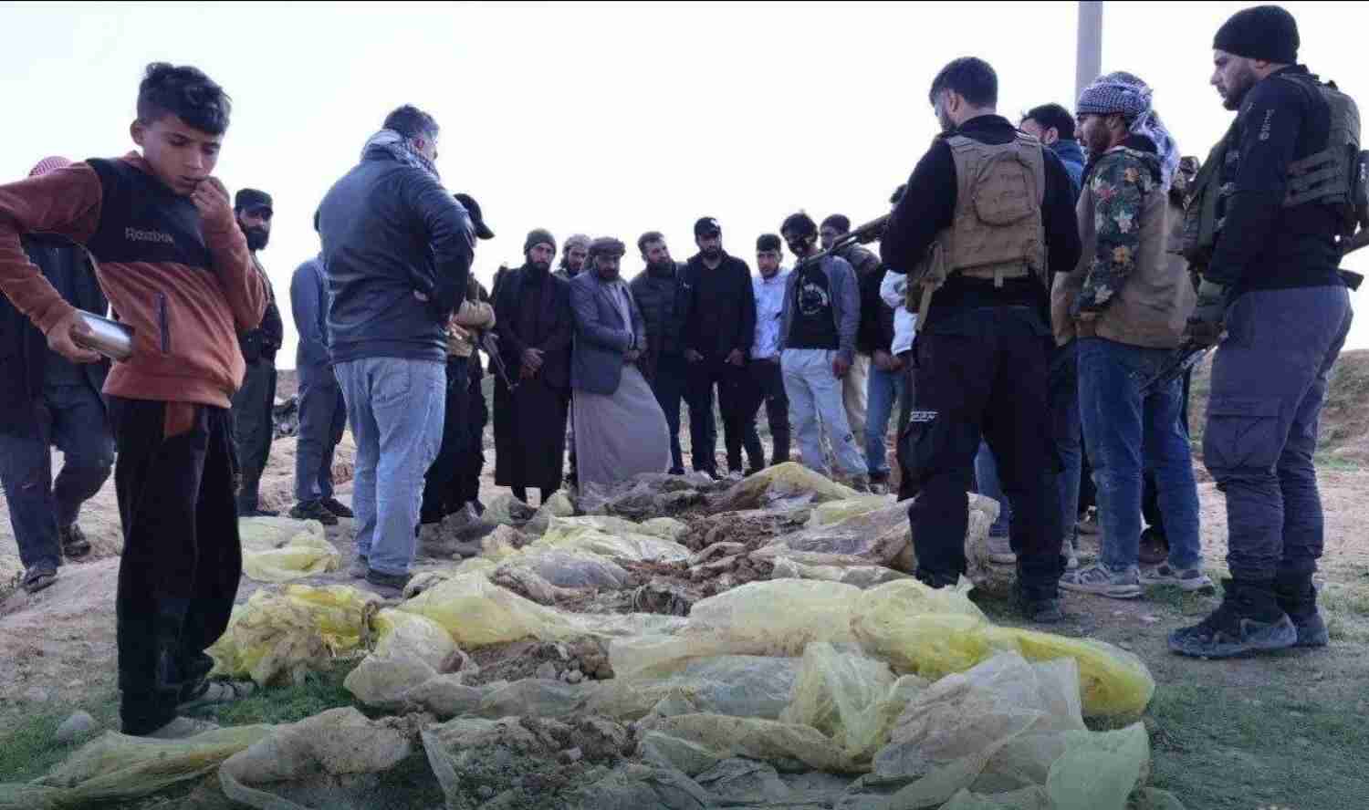 السيول تكشف المقابر الجماعية في الحسكة