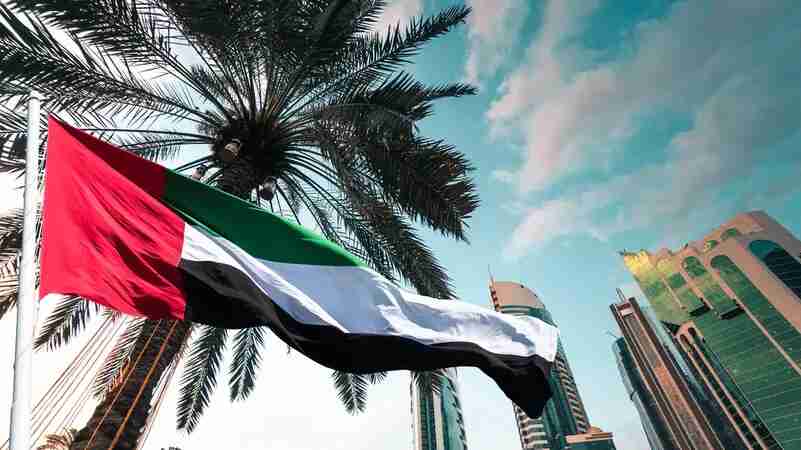 هجمات إيران تستهدف الإمارات بـ 19 باليستياً و26 مسيرة