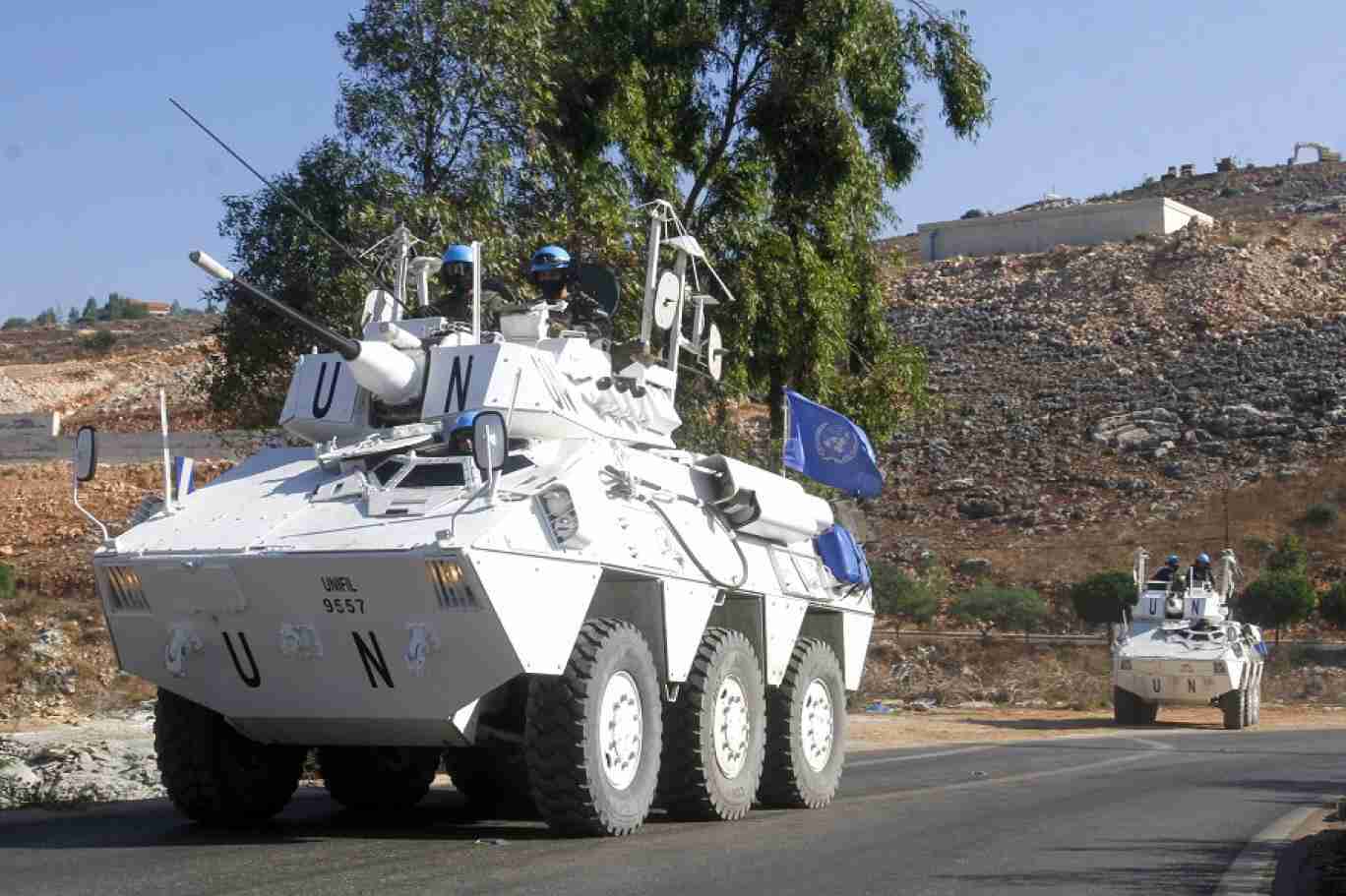 اليونيفيل تعلن إصابة 3 من جنودها بجروح جراء انفجار داخل قاعدة في جنوب لبنان