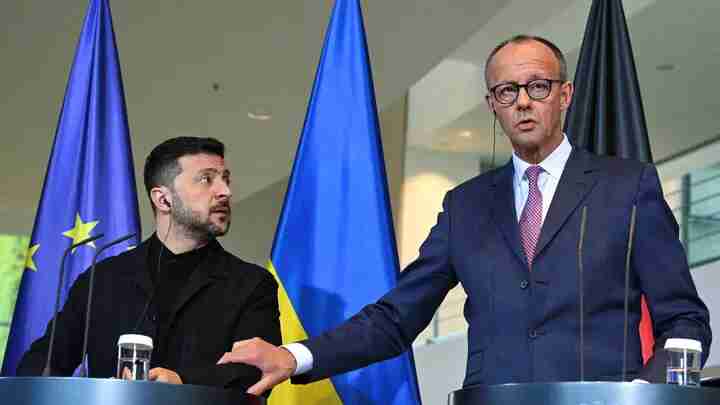 المستشار الألماني يستضيف زيلينسكي اليوم