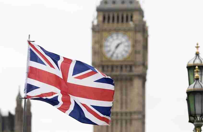 وزيرة بريطانية: أشعر بخيبة أمل وغضب من استراتيجية واشنطن في حرب إيران