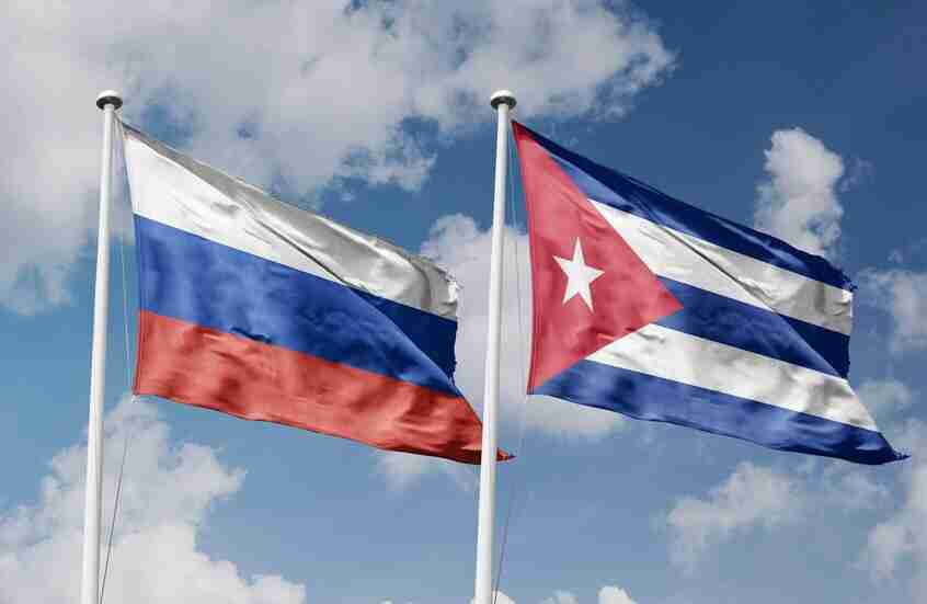 روسيا تتعهد بتقديم المزيد من إمدادات النفط إلى كوبا