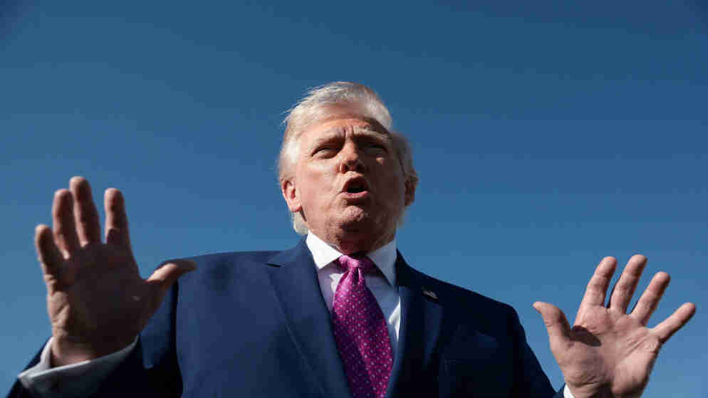 ترامب: الحصار على إيران مستمر لحين التوصل إلى اتفاق