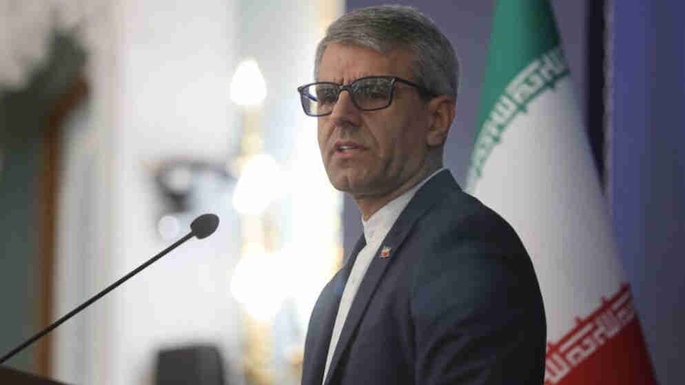 إيران تنفي موافقتها على نقل مخزونها من اليورانيوم المخصب