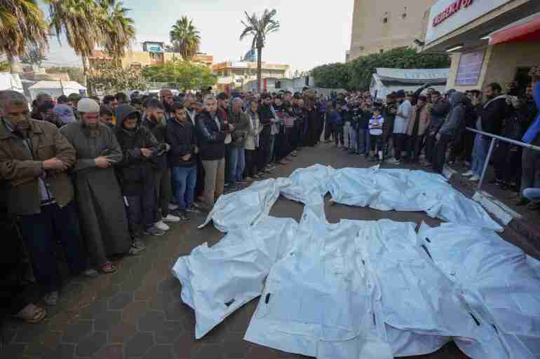 حرب غزة: 72,737 قتيل في قطاع غزة منذ السابع من أكتوبر 2023