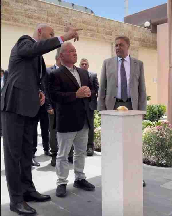 الملك يفتتح ويطلق مشاريع تابعة لشركة البوتاس العربية وشركة برومين الأردن