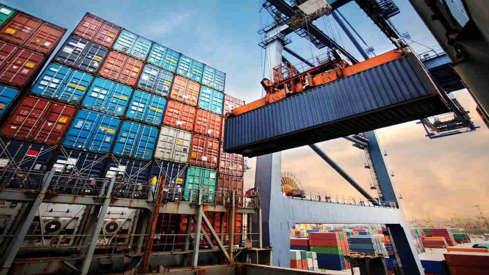 الاردن: صادرات المملكة الصناعية تنمو 2.6% بالربع الأول من العام الحالي