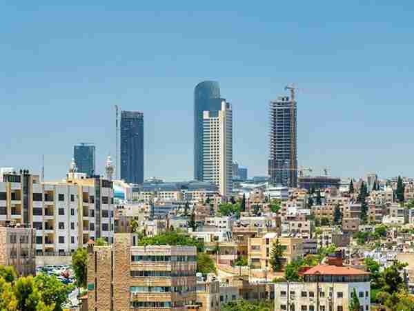 درجات الحرارة تسجل حول معدلاتها المناخية الأربعاء