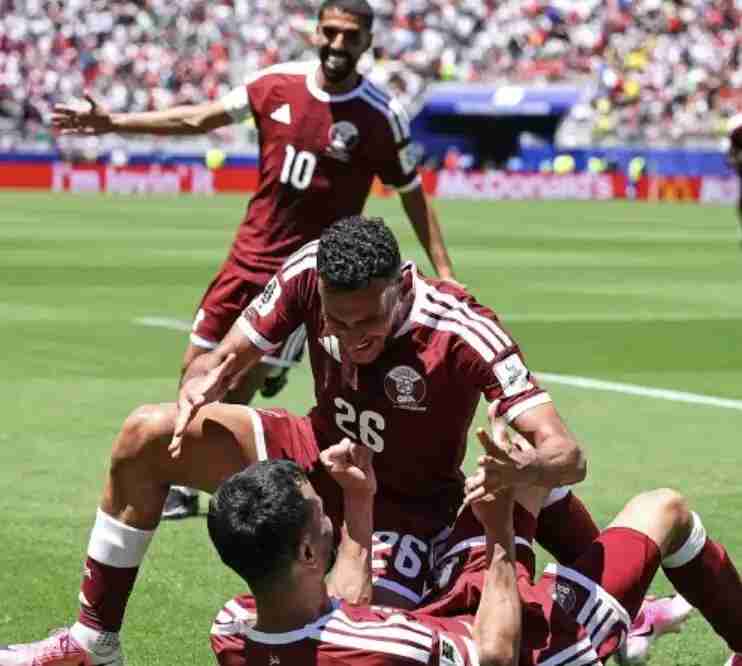 قطر تتعادل مع سويسرا في أولى مبارياتها بكأس العالم