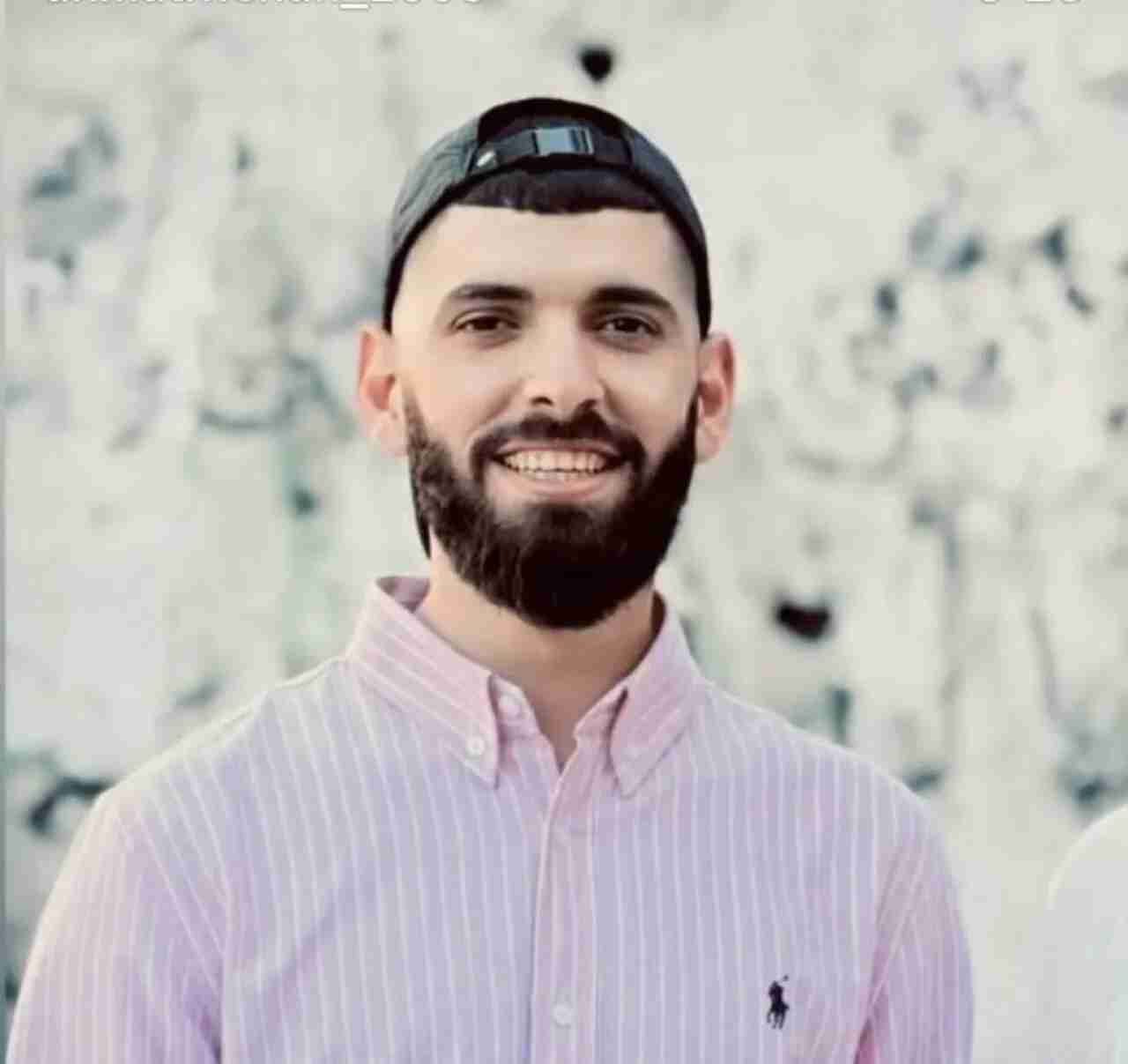 استشهاد مصور قناة الجزيرة مباشر أحمد وشاح بقصف إسرائيلي لمنزل بغزة