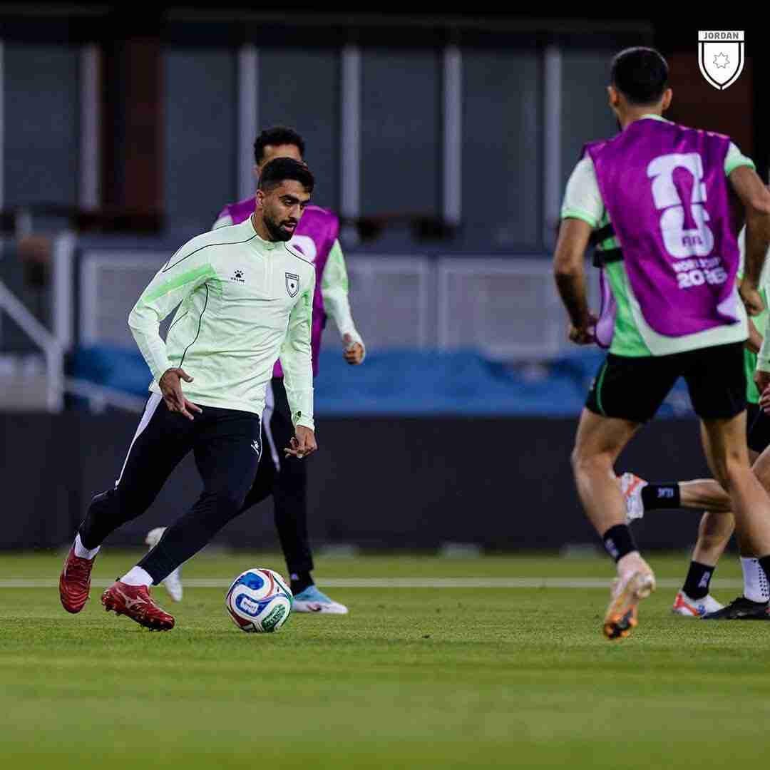 منتخب النشامى ينهي تحضيراته لمواجهة الجزائر في كأس العالم