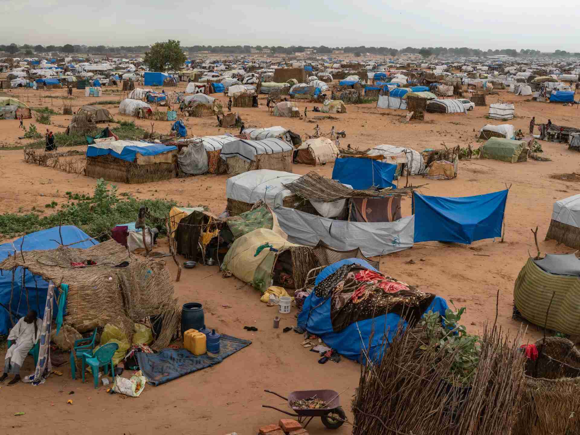 بريطانيا و6 دول أوروبية تدعو إلى وقف فوري للعنف في السودان 