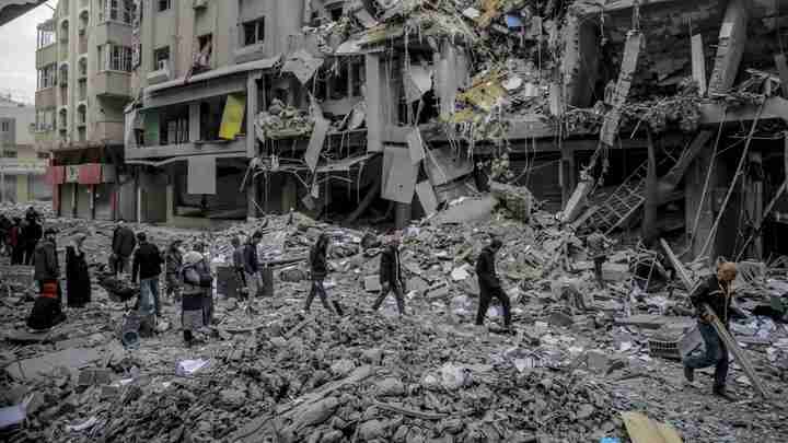 بيانات: 73,054 شهيدا و173,480 مصابا في قطاع غزة منذ بدء العدوان الإسرائيلي