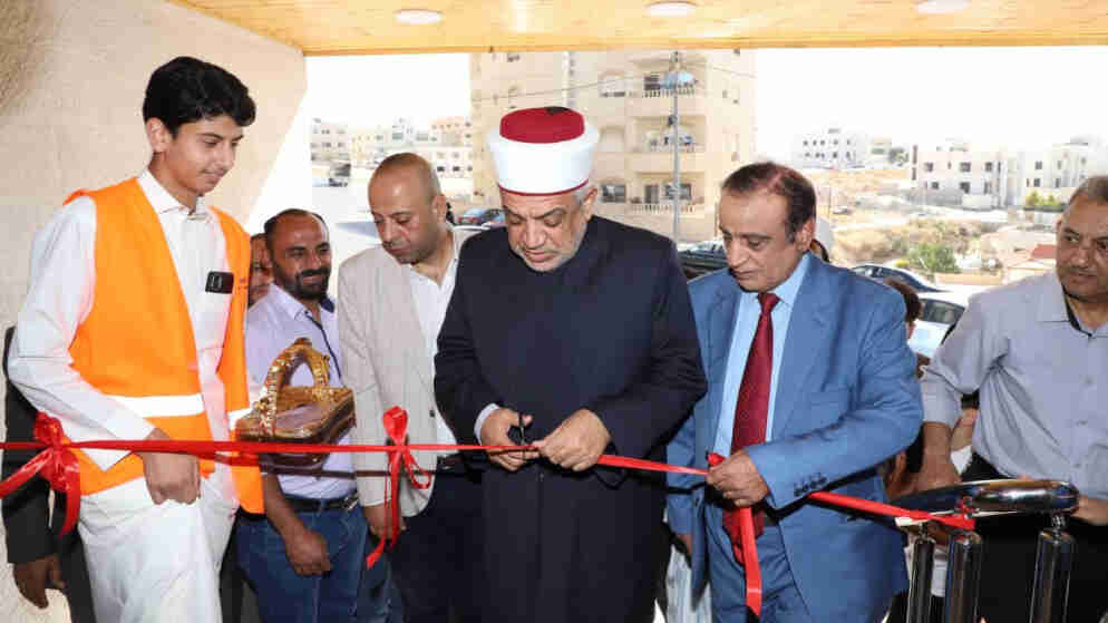 وزير الأوقاف يفتتح مسجد إسكان الكهرباء الكبير في القويسمة