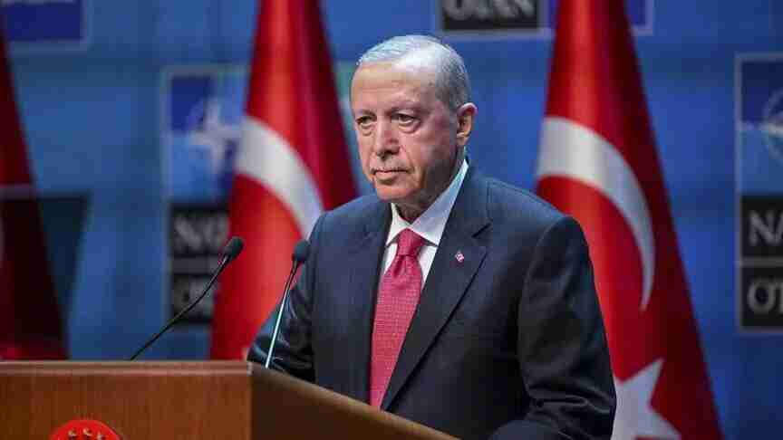 الرئيس أردوغان يعزي في وفاة أمير قطر السابق الشيخ حمد