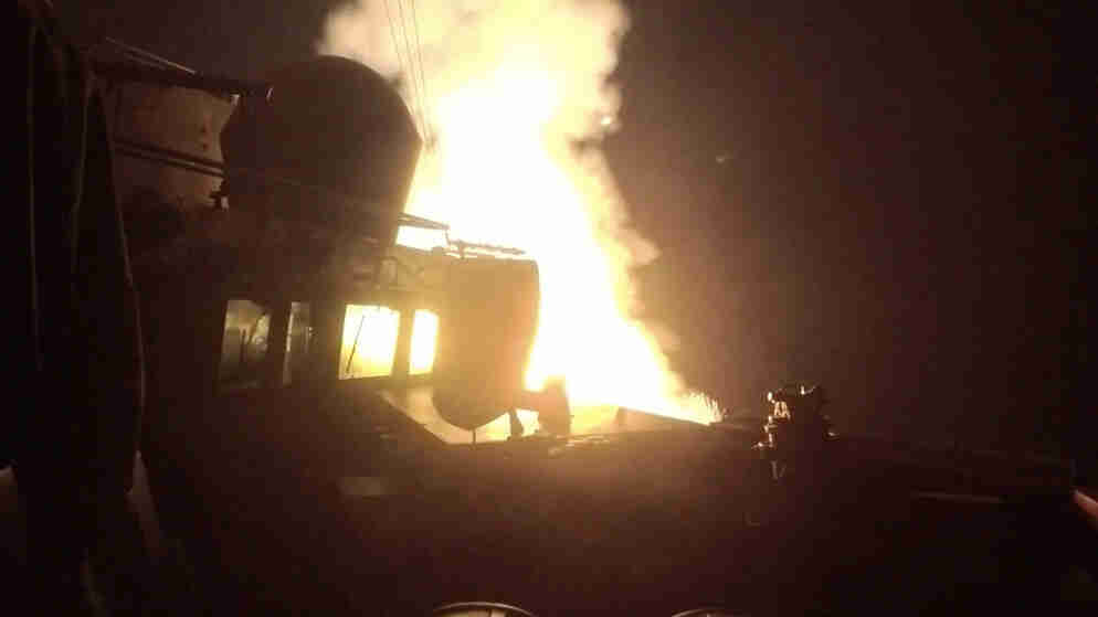 مصدر: واشنطن استهدفت أنظمة صواريخ ودفاع جوي إيرانية حول هرمز