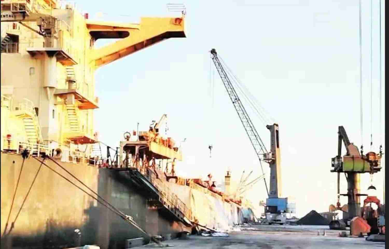مصر تعوّل على ثقة الملاحة العالمية في اقتصادية قناة السويس
