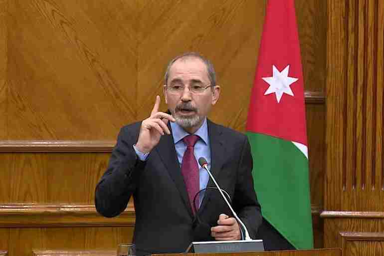 وزير الخارجية: السردية الإيرانية أن هناك قواعد أميركية في الأردن أمر غير صحيح