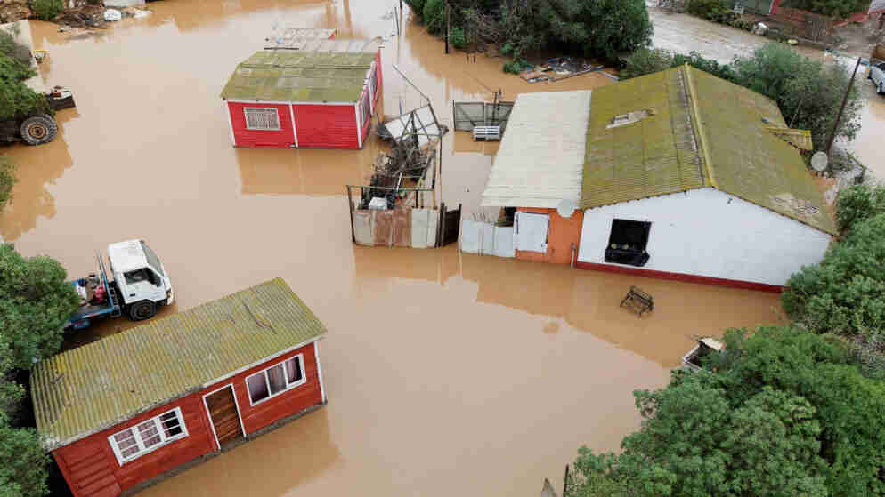 سلطات تشيلي: مقتل 13 وفقدان 7 بعد أمطار غزيرة